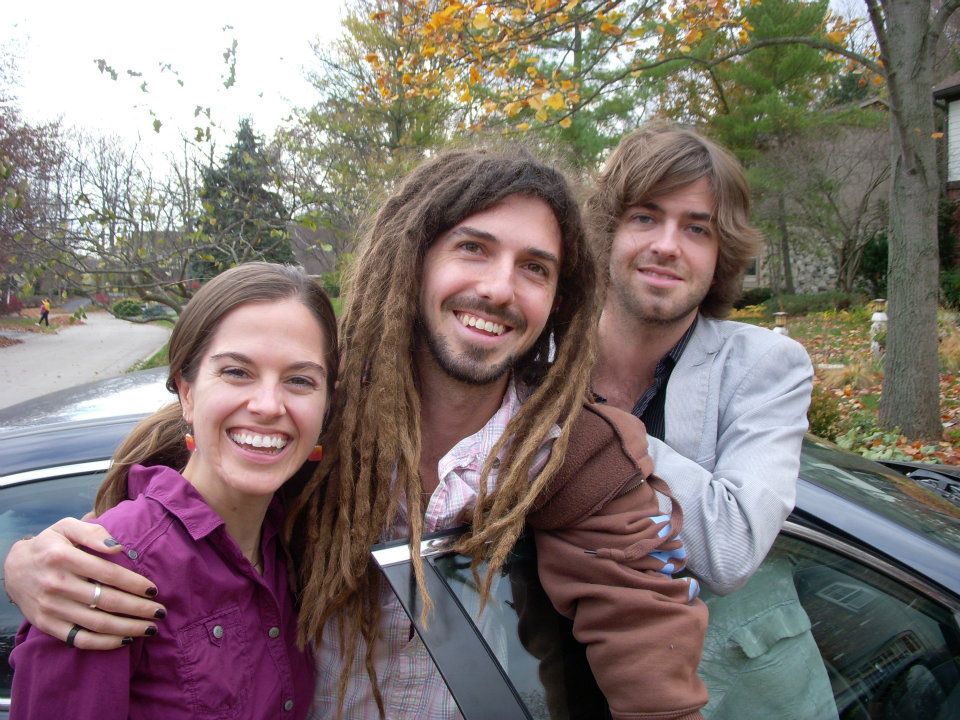 389018_895251017894_1677942873_n