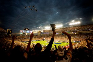 The 2009 US Air Force Thunderbirds fly over Superbowl XLIII in Tampa, Fla., Feb. 2. (RELEASED)