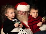 640px-SantaWithKids2014